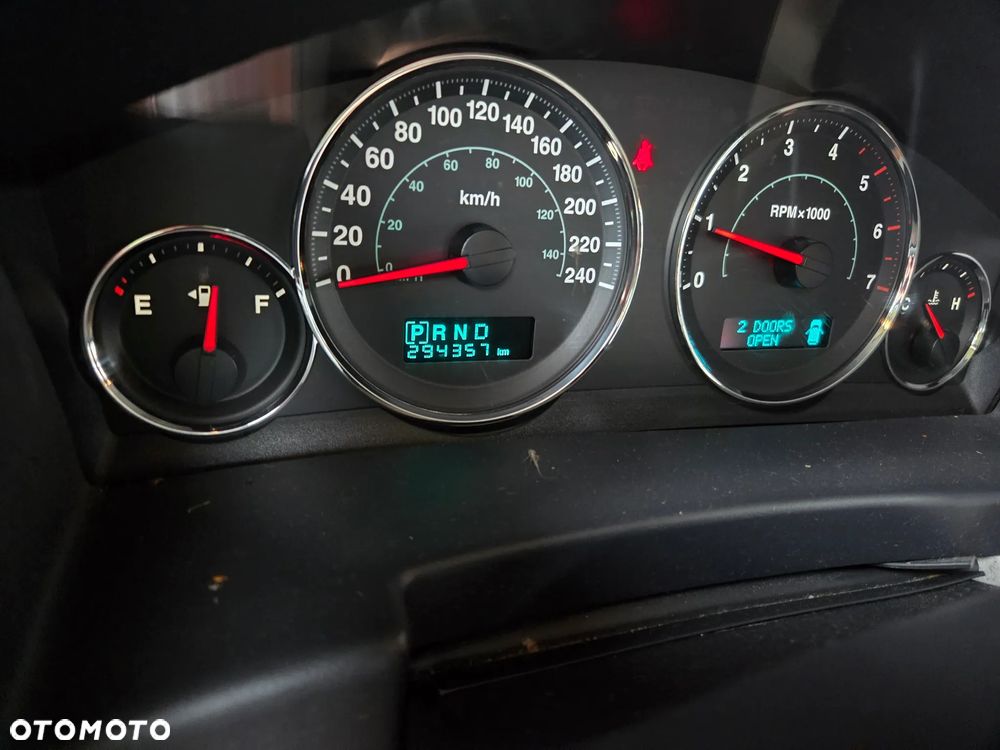 Jeep Commander 3.0 CRD Limited - 11