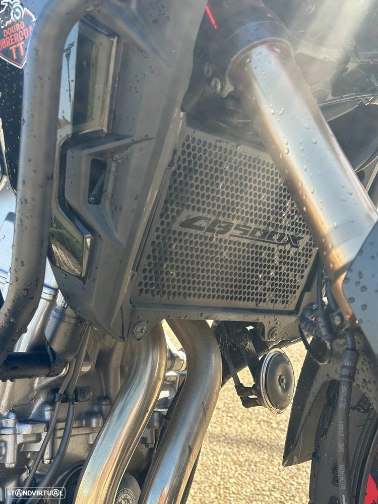Honda CB - 10