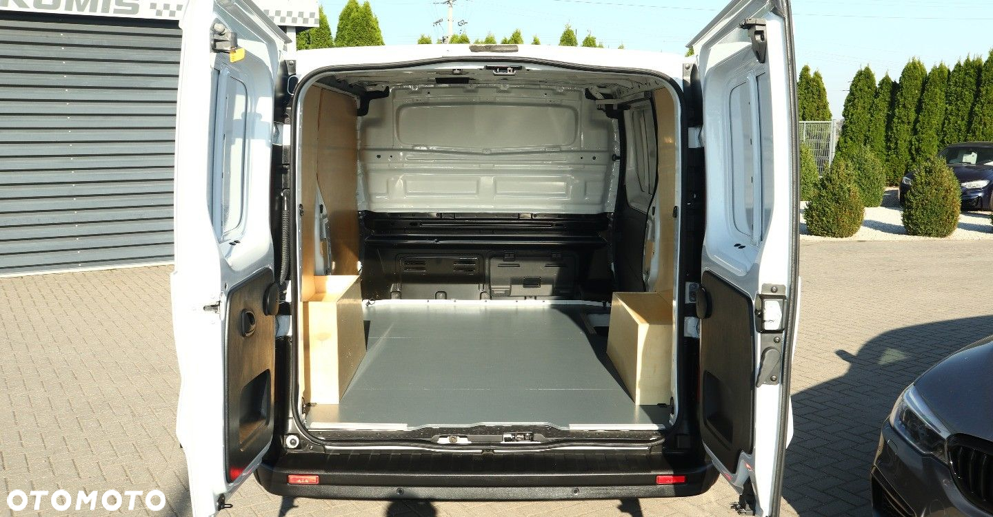 Renault Trafic - 15