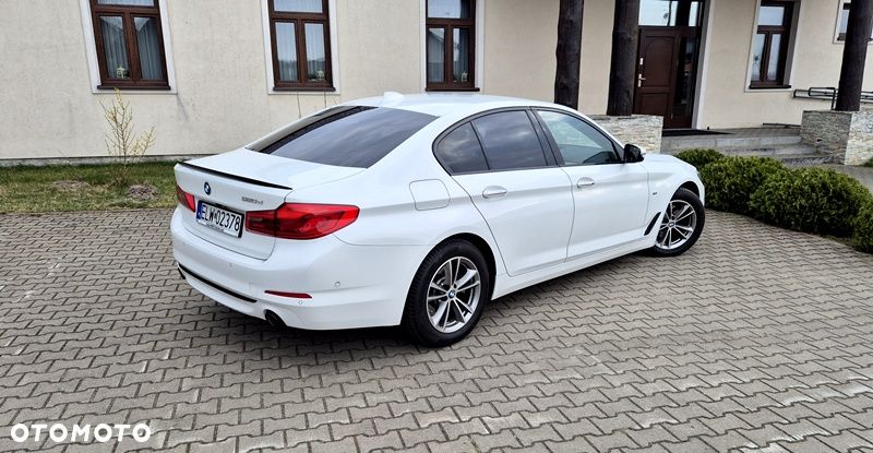 BMW Seria 5 520d Efficient Dynamics Sport Line sport - 8