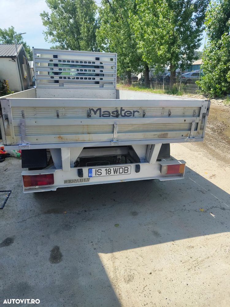 Renault Master 2.5 L2H2 - 2