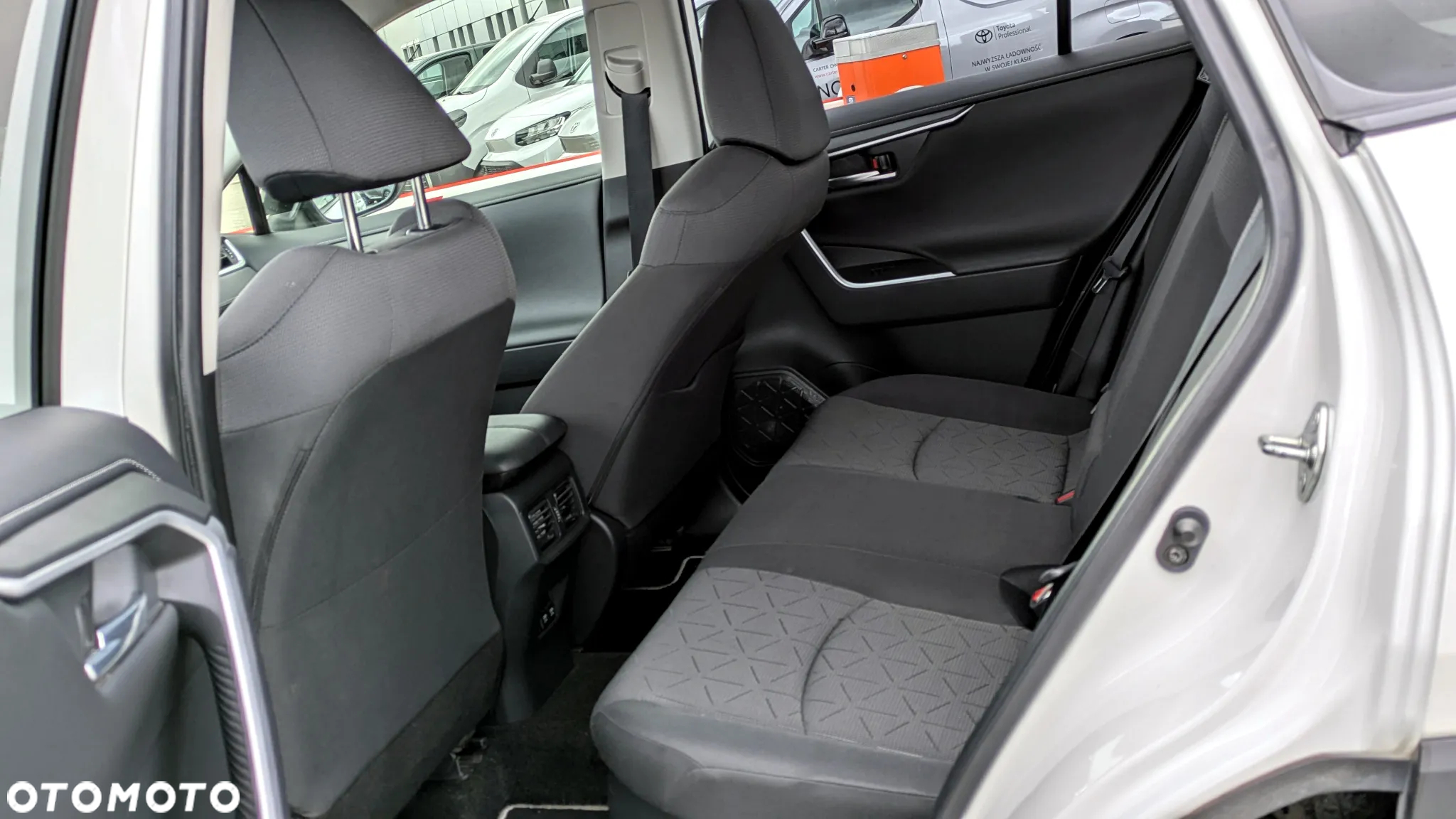 Toyota RAV4 2.5 Hybrid Comfort 4x2 - 8