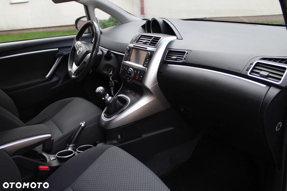 Toyota Verso 1.8 5-Sitzer Life - 14
