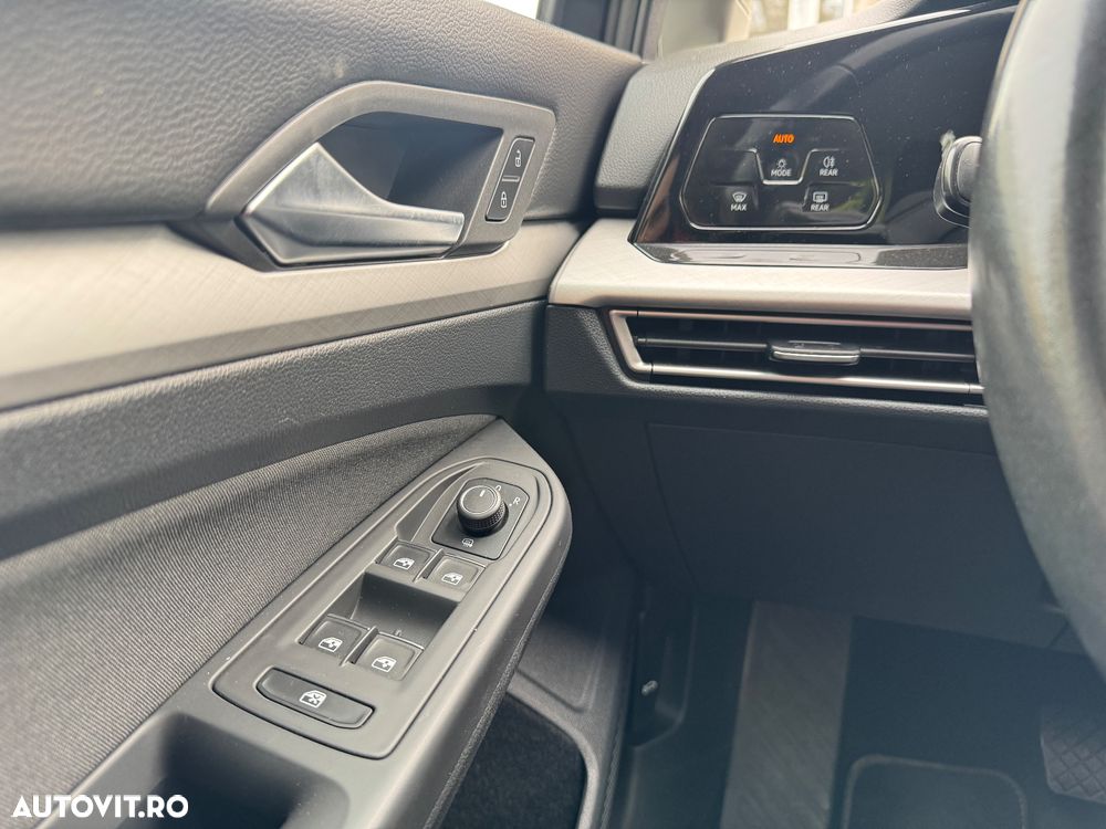 Volkswagen Golf - 14