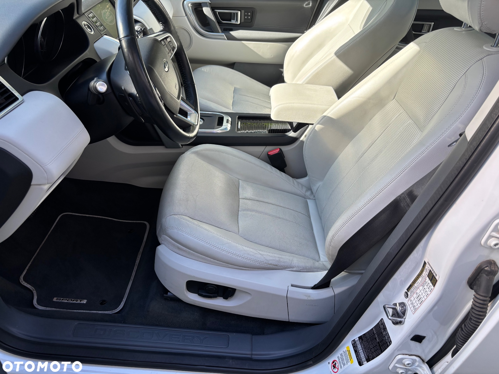 Land Rover Discovery Sport 2.0 Si4 HSE - 26