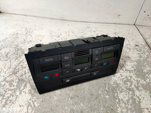Audi A4 B6 B7 Panel klimatyzacji 8E0820043K