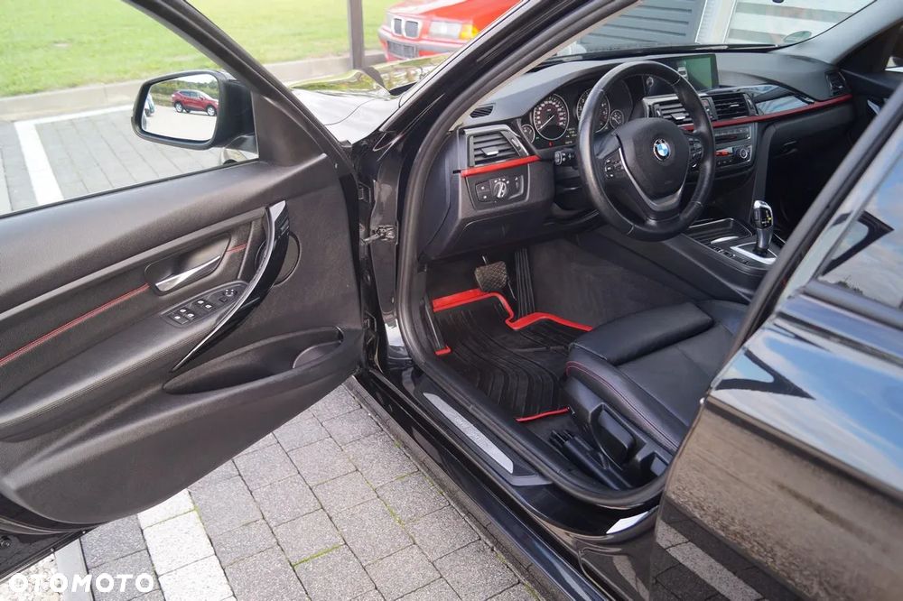 BMW Seria 3 328i xDrive Sport-Aut Sport Line - 11