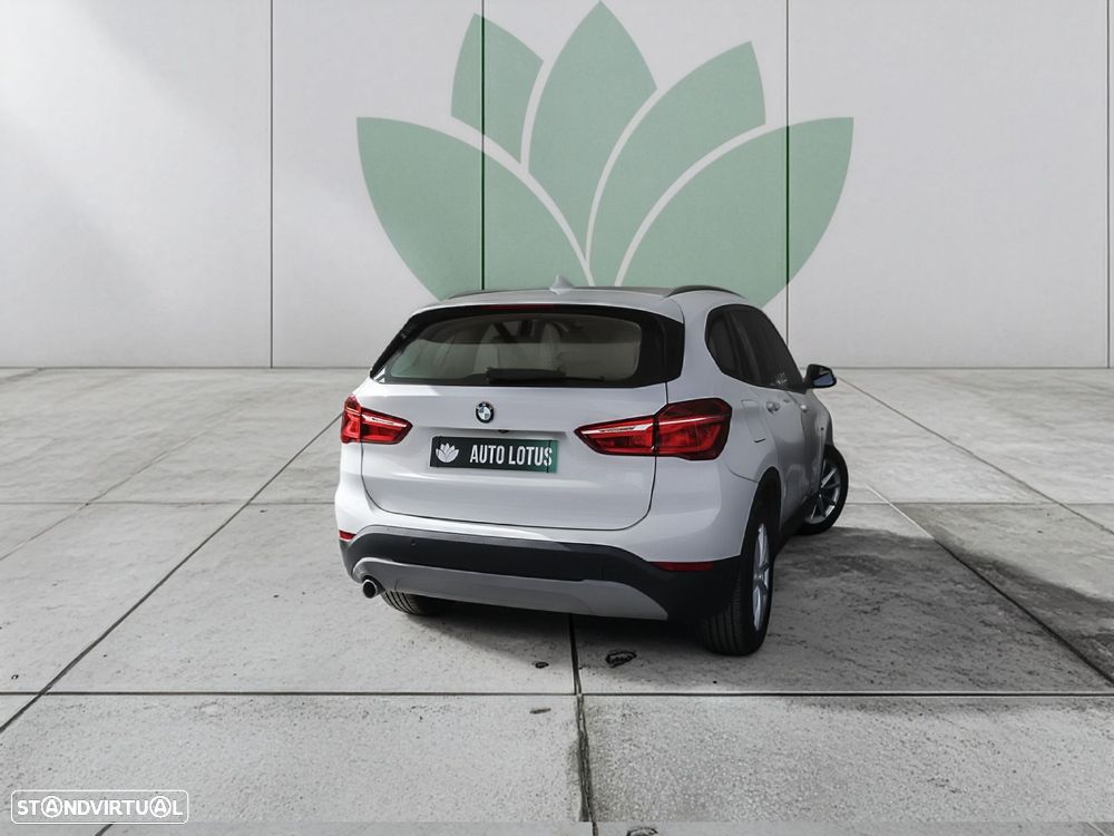 BMW X1 18 d sDrive Advantage Auto - 6