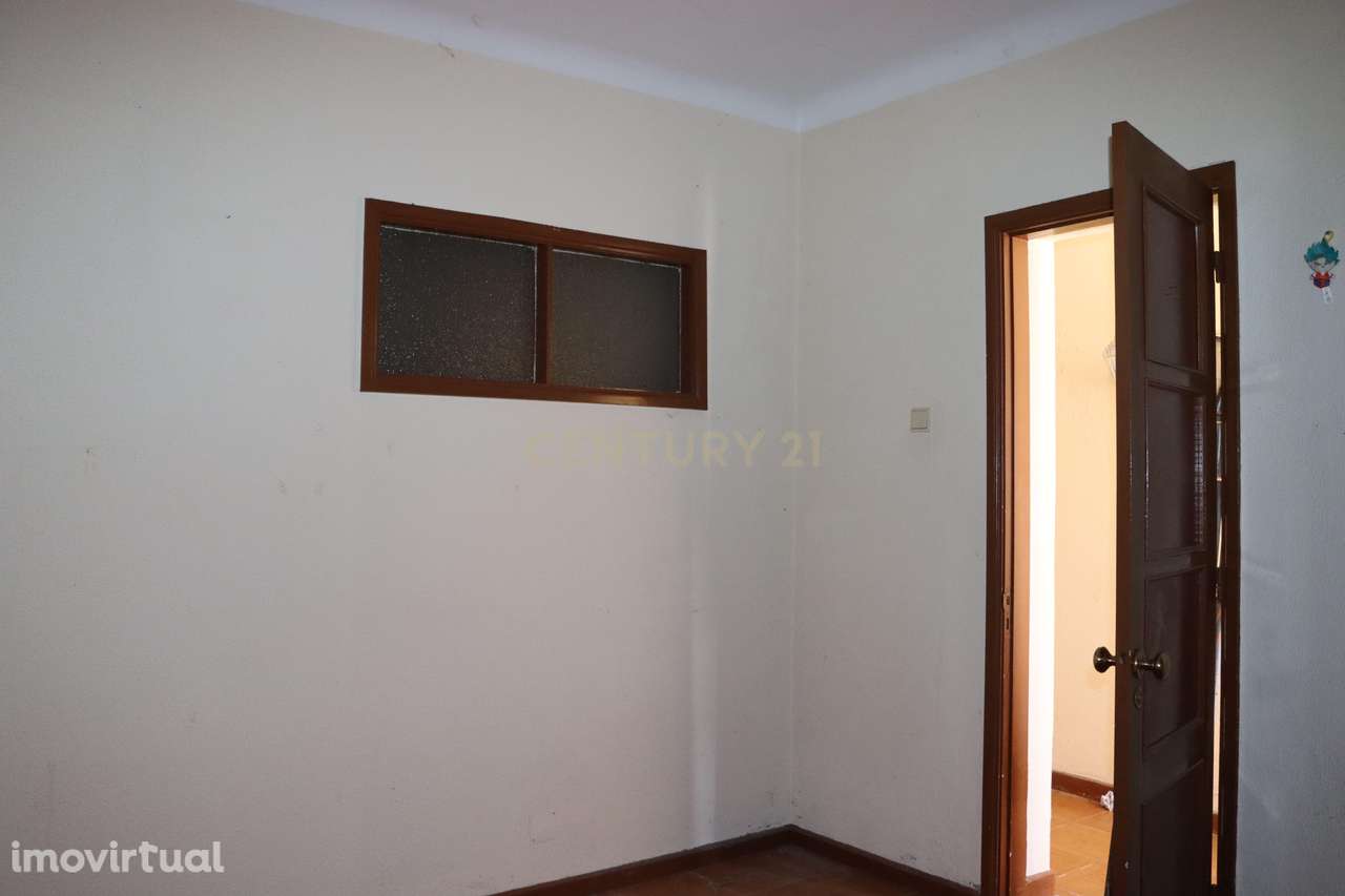 Prédio para reabilitação em Miragaia | Excelente oportunidade de inves - Grande imagem: 4/23