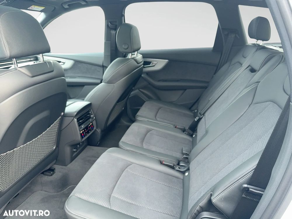 Audi Q7 - 12