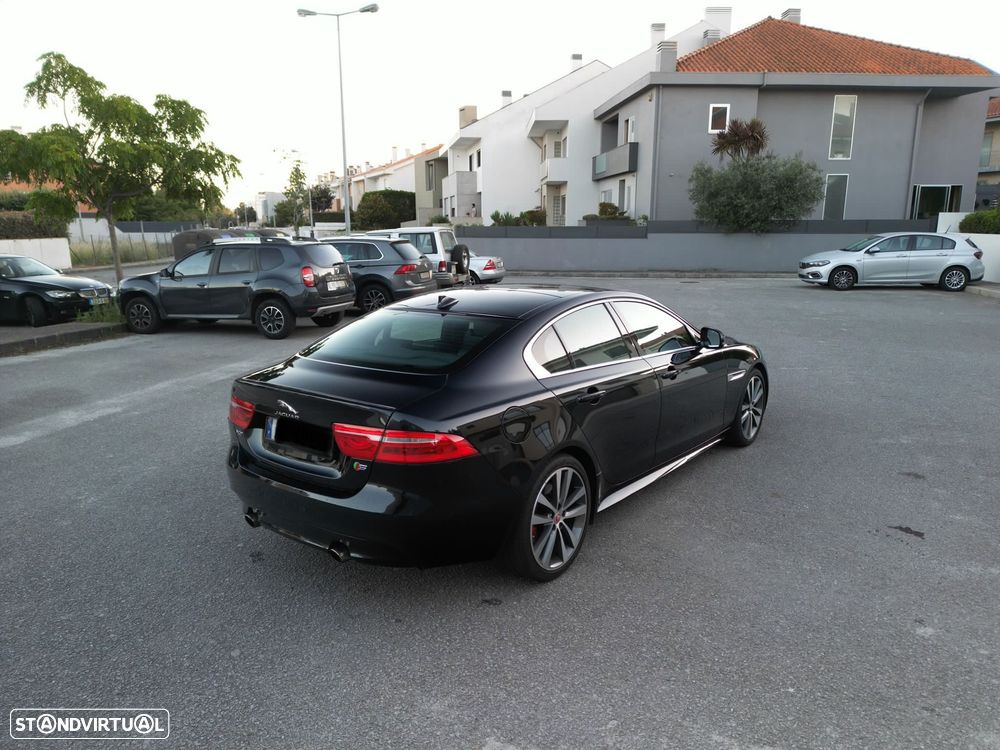 Jaguar XE 3.0 V6 S/C S - 8