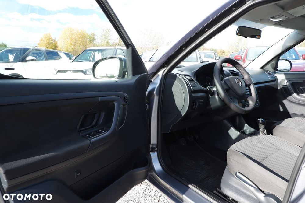 Skoda Roomster 1.6 TDI DPF Ambition - 23