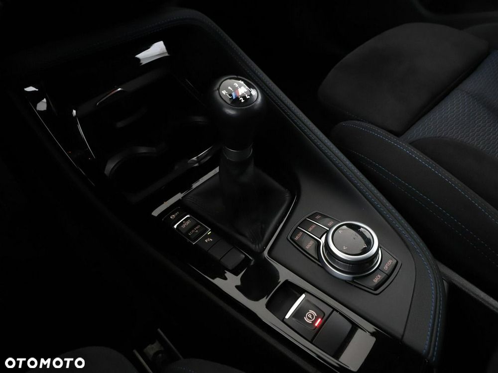 BMW X1 sDrive18d M Sport - 28