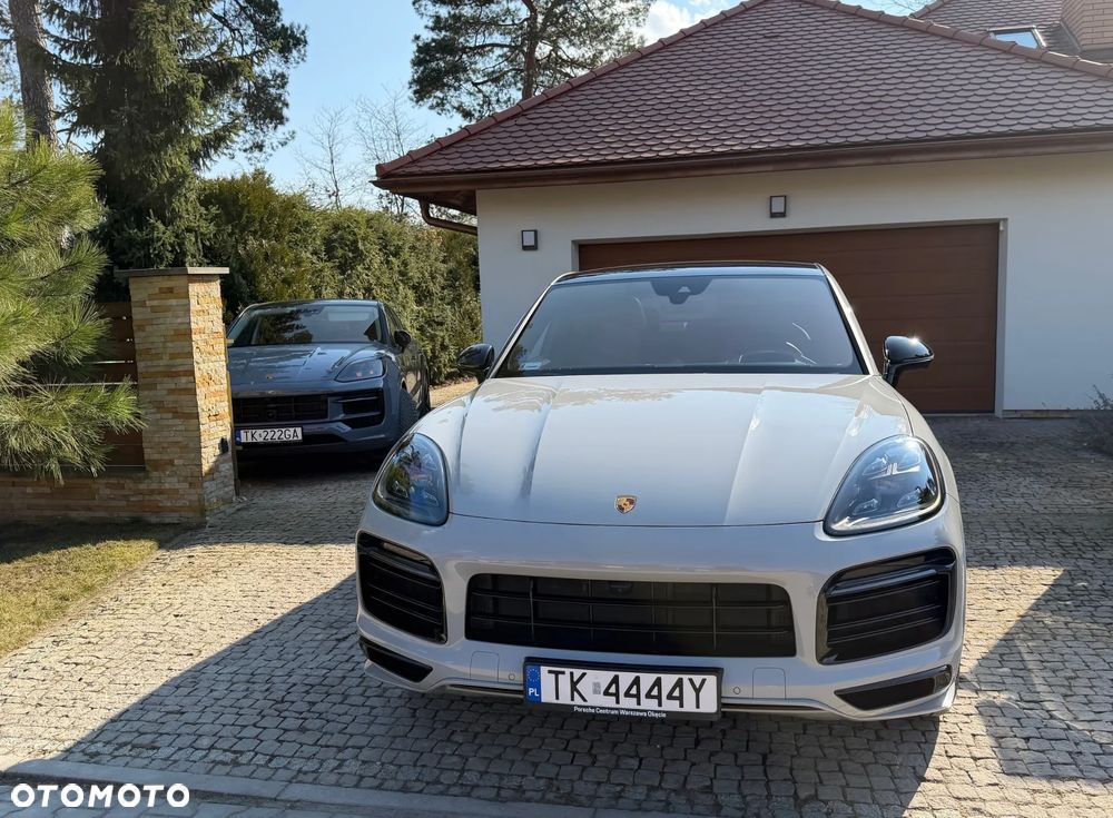 Porsche Cayenne E-Hybrid - 2