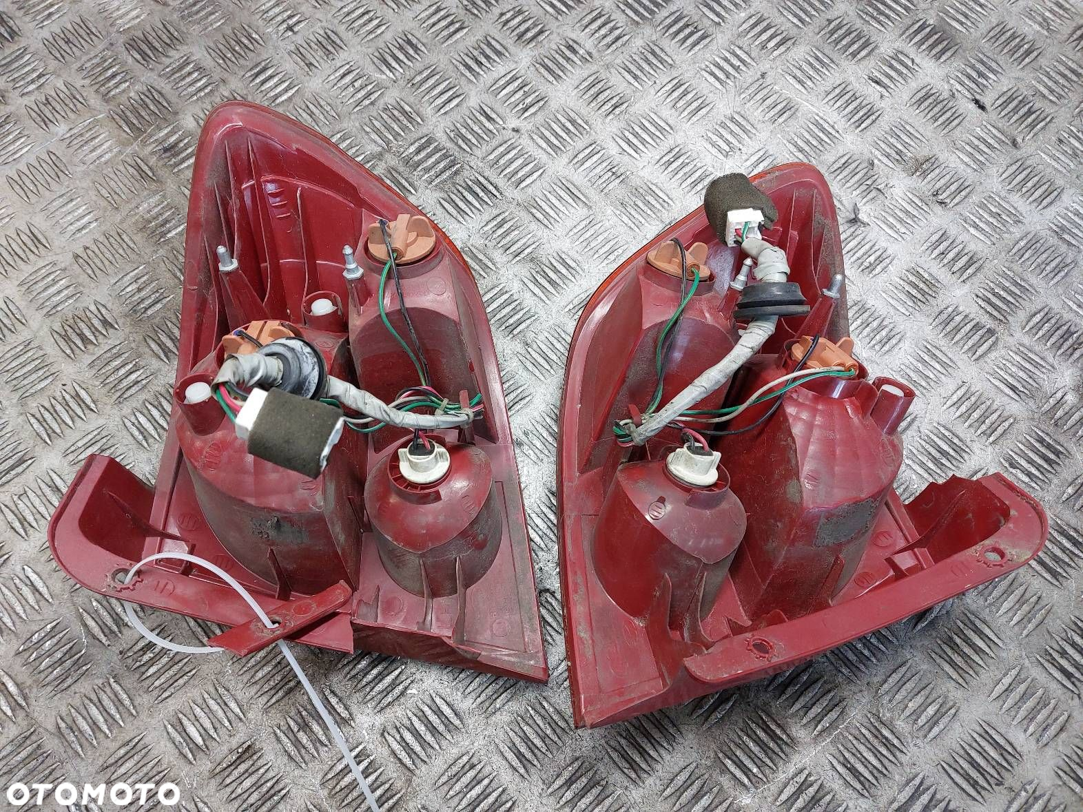 LAMPA LEWY TYŁ + PRAWY TYŁ HYUNDAI GETZ I - 8