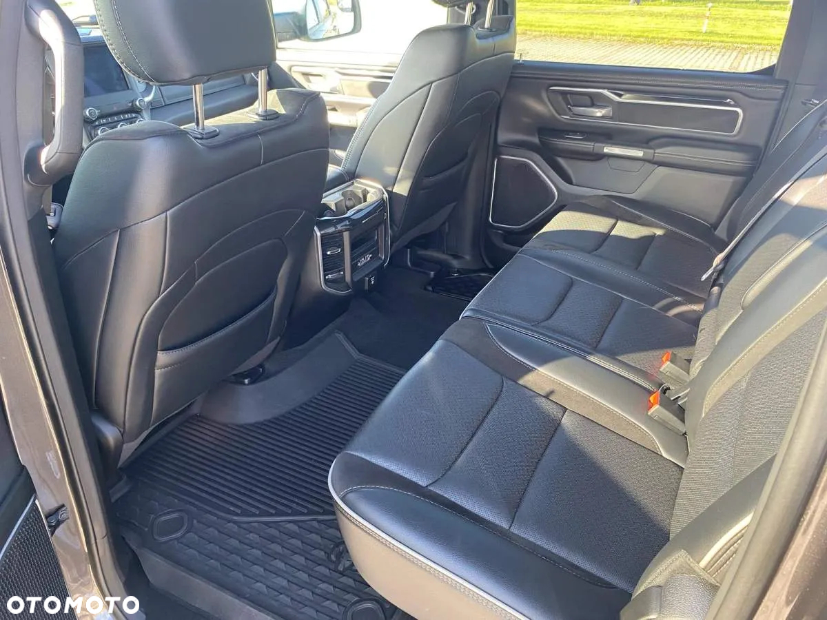 RAM 1500 Crew Cab Laramie - 10