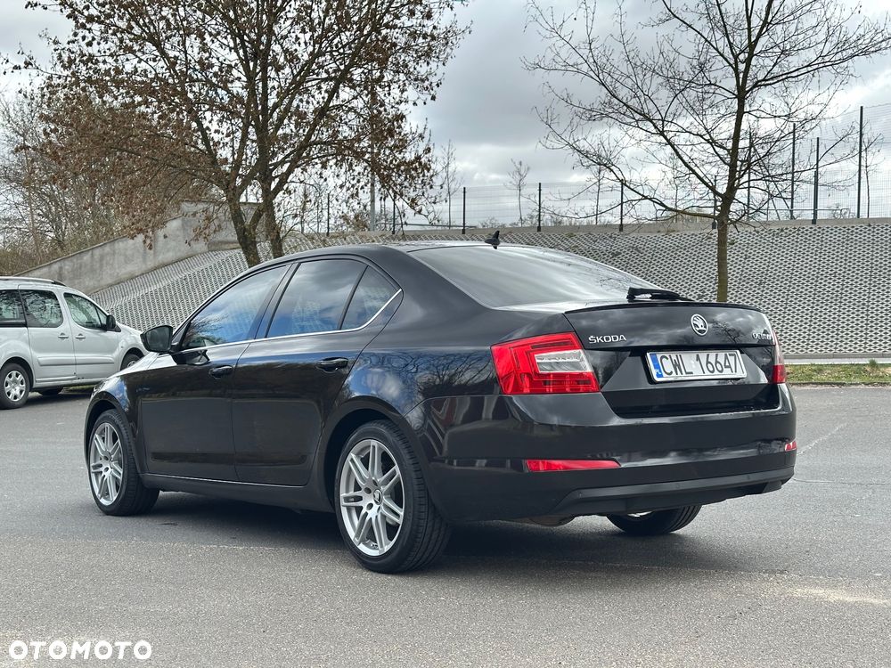 Skoda Octavia 2.0 TDI Elegance - 9