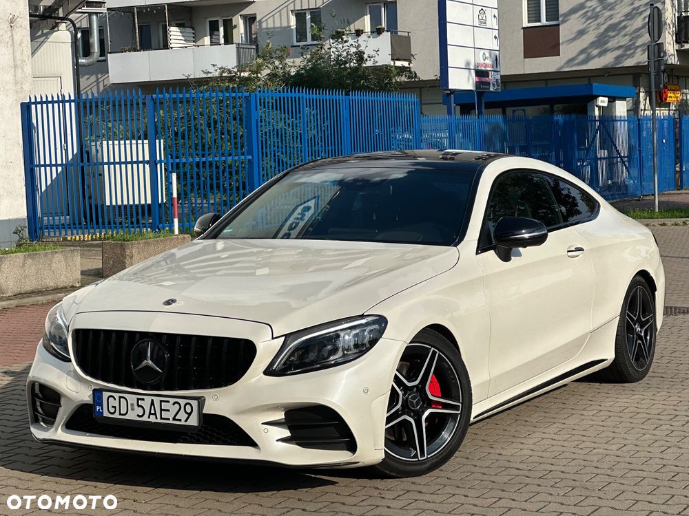 Mercedes-Benz Klasa C 300 9G-TRONIC AMG Line - 1