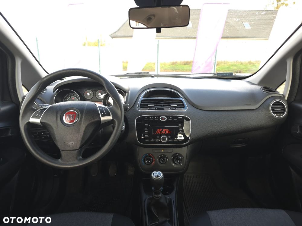 Fiat Punto 1.4 Easy S&S - 28