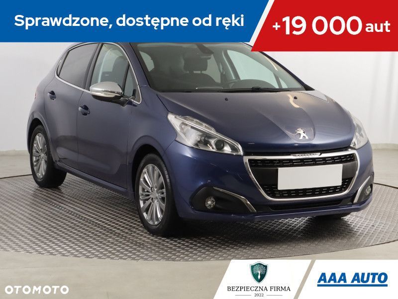 Peugeot 208 - 1