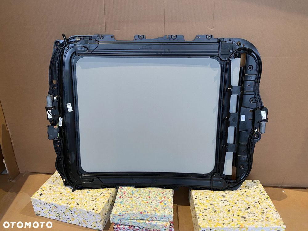 Audi Q3 83A Szyberdach panorama kompletny roleta sterownik 83A877041 32km - 2