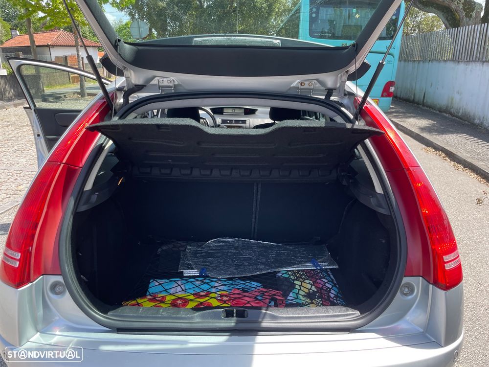 Citroën C4 1.6 HDi 110 VTR Pack - 2