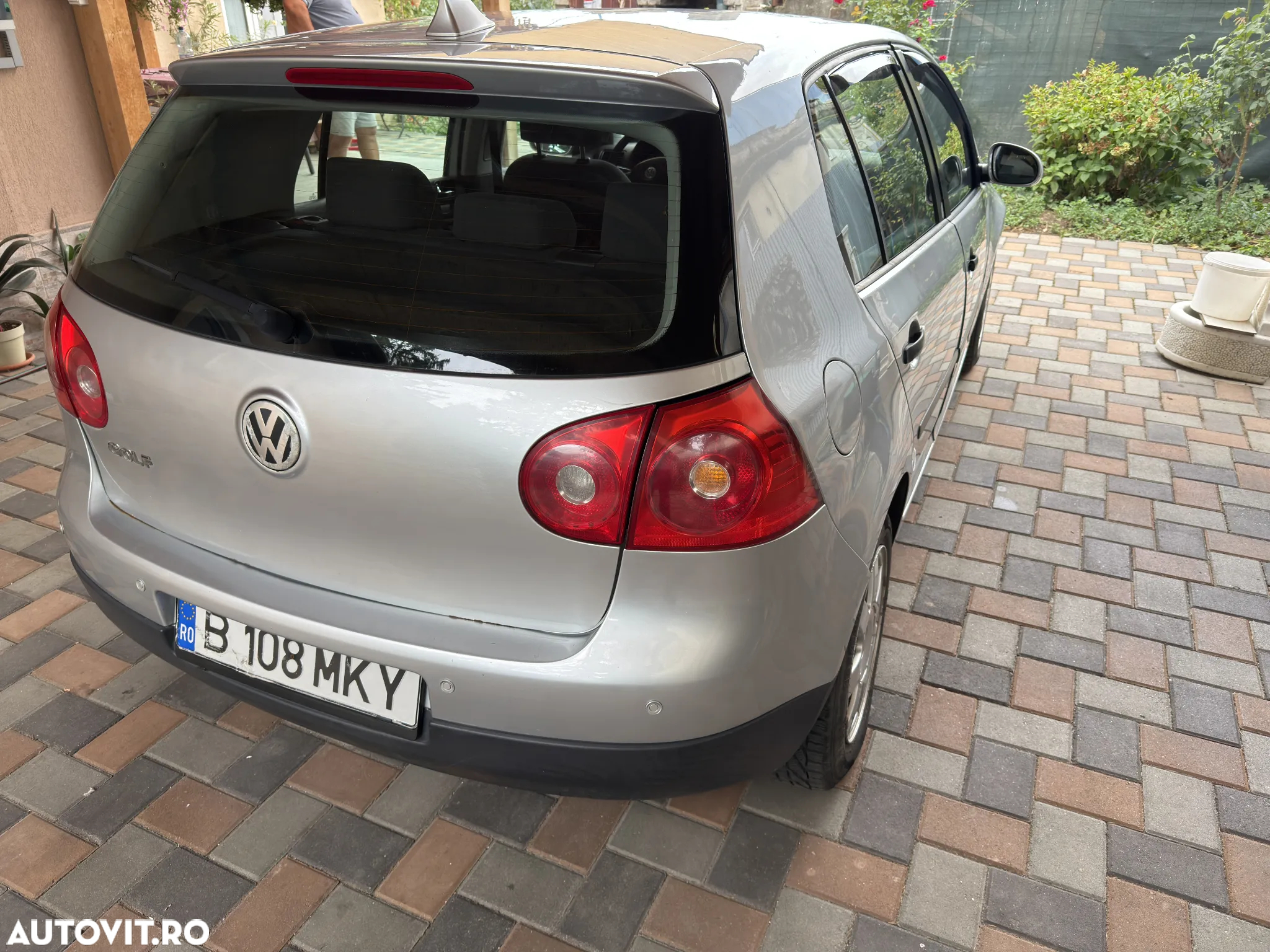 Volkswagen Golf 1.4 - 4