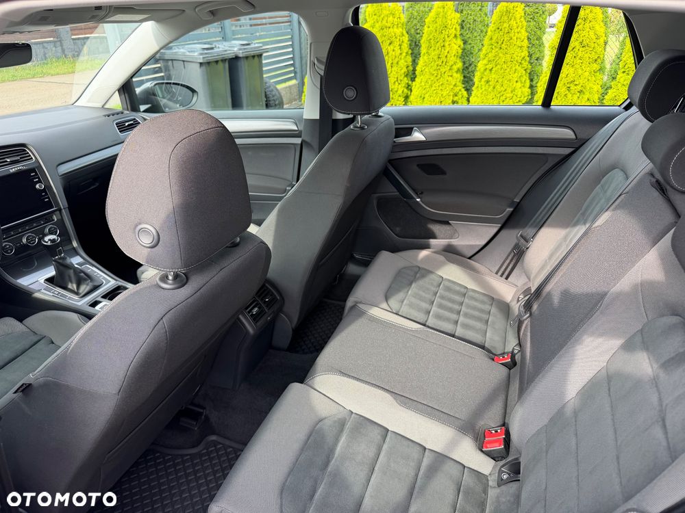 Volkswagen Golf 1.6 TDI BMT Comfortline - 9