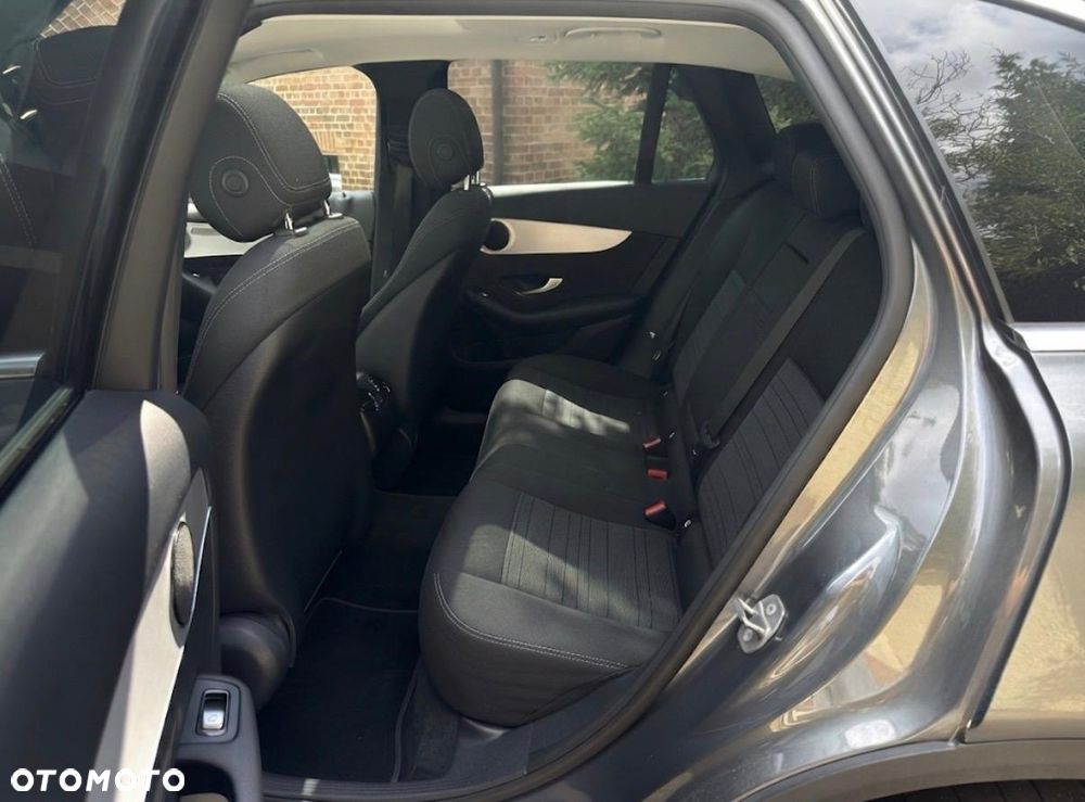 Mercedes-Benz GLC 220 d 4-Matic - 11