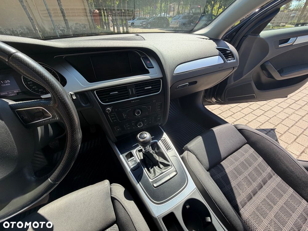 Audi A4 Avant 1.8 TFSI Ambiente - 18