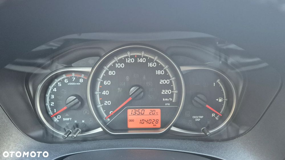 Toyota Yaris 1.33 Sol - 11