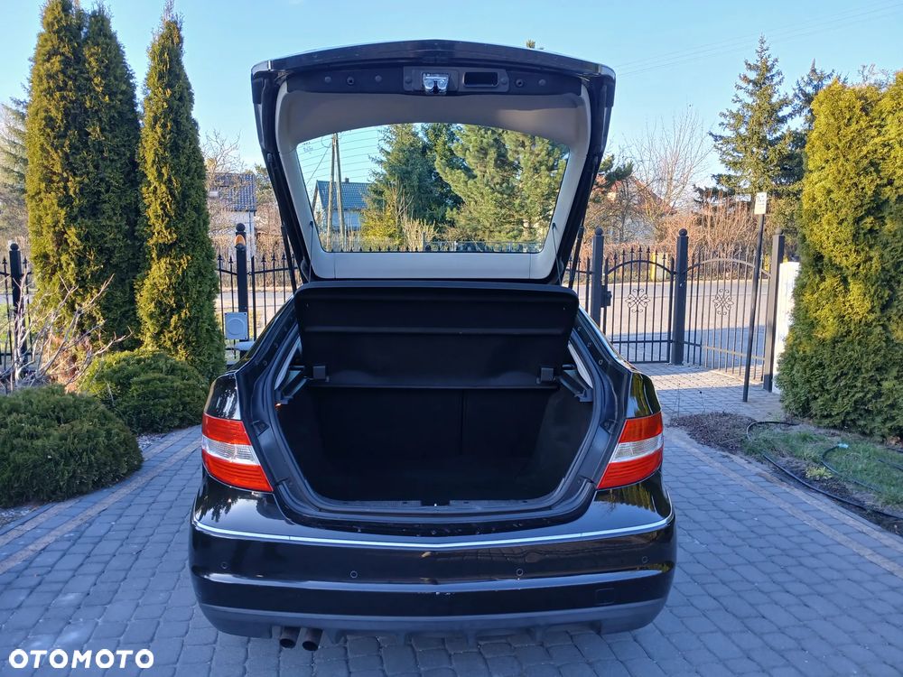 Mercedes-Benz CLC - 27