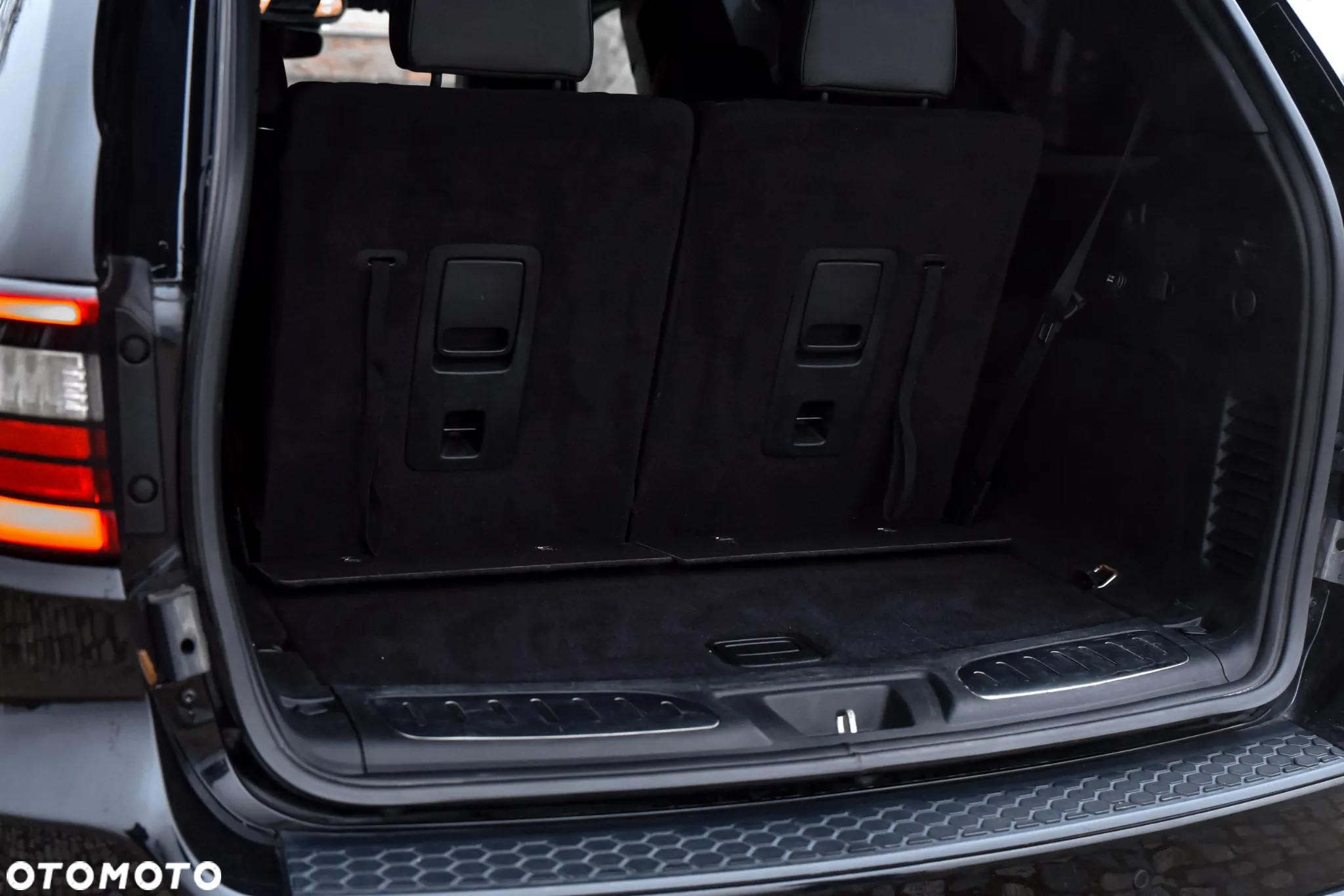 Dodge Durango 6.4 SRT - 18