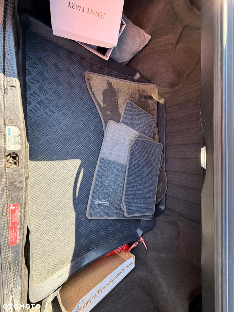 Mercedes-Benz W124 (1984-1993) - 22