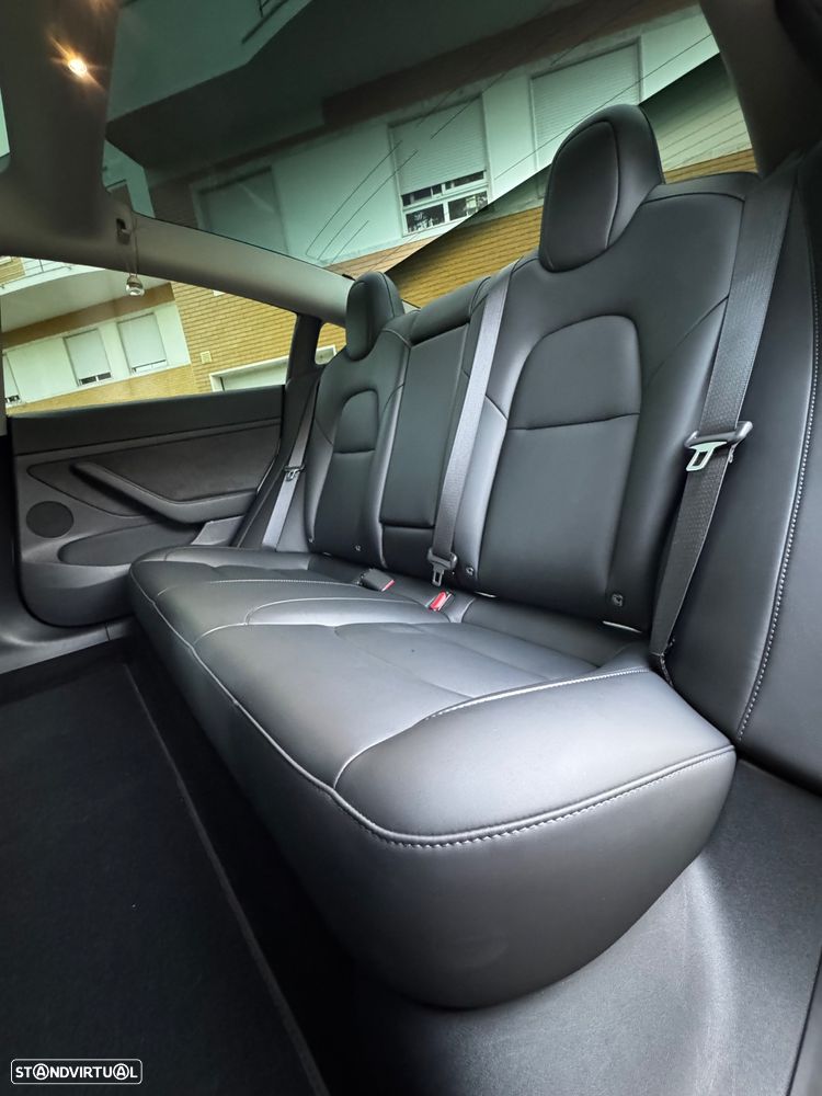 Tesla Model 3 Standard Range Plus RWD - 30