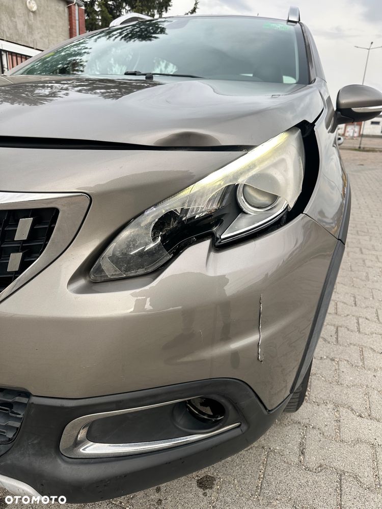 Peugeot 2008 BlueHDi 100 STOP & START Allure - 15