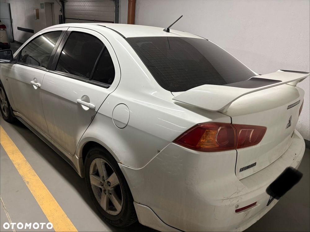 Mitsubishi Lancer 1.8 Invite CVT - 3