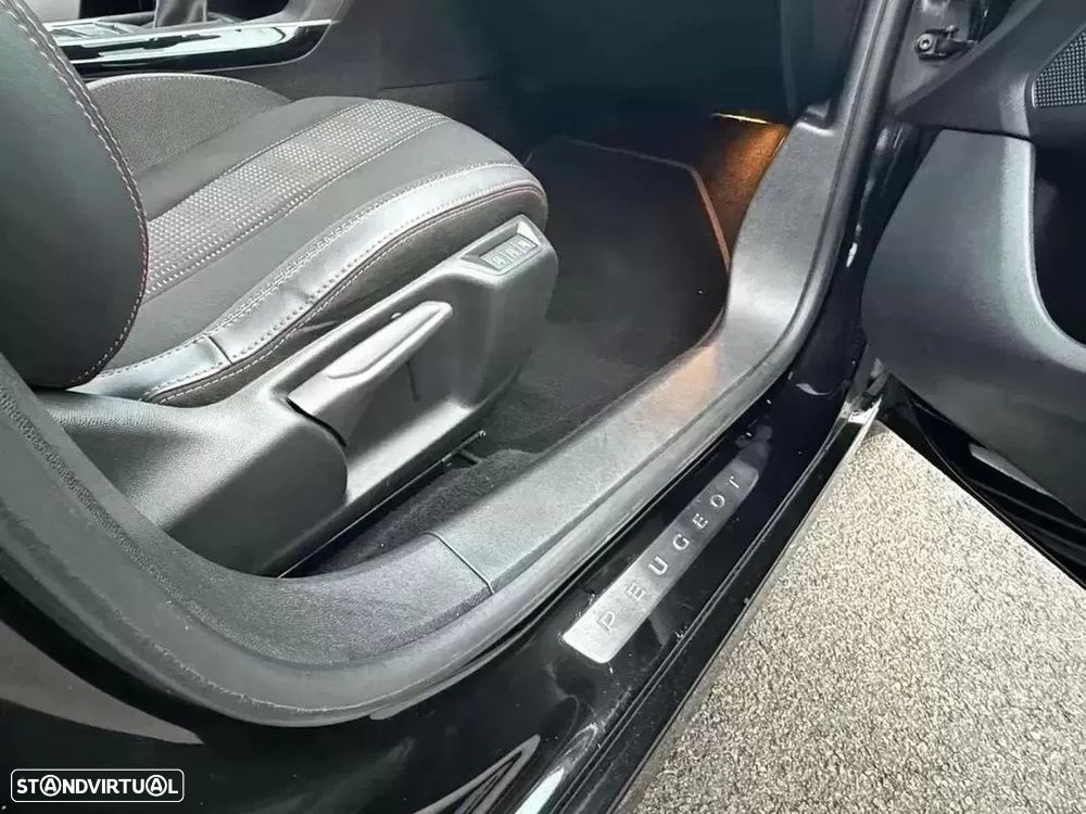 Peugeot 308 BlueHDi FAP 150 EAT6 Stop&Start GT-Line Edition - 11