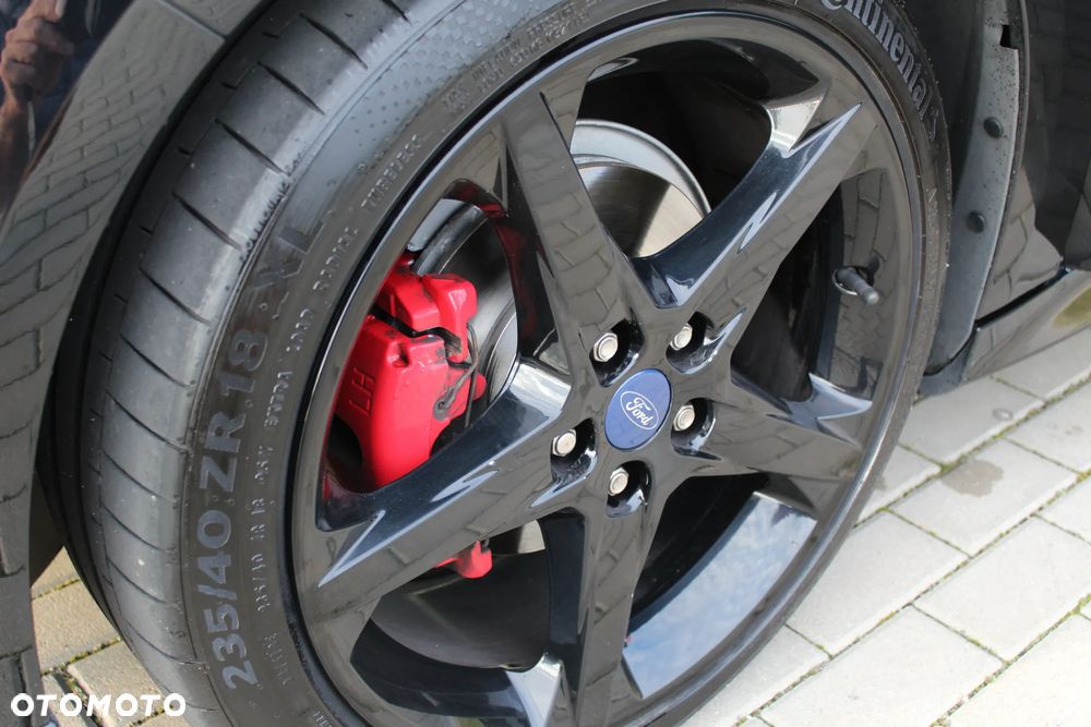 Ford Focus 1.0 EcoBoost ST-Line Black ASS - 24