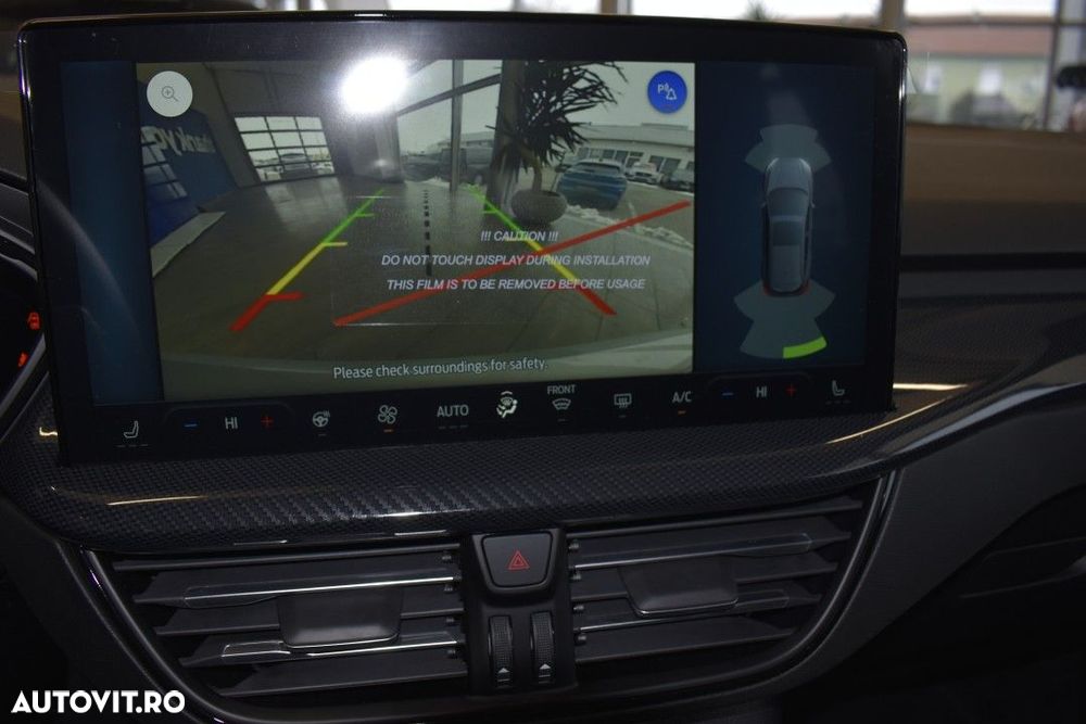 Ford Focus 1.5 EcoBlue 8AT ST-Line X - 17