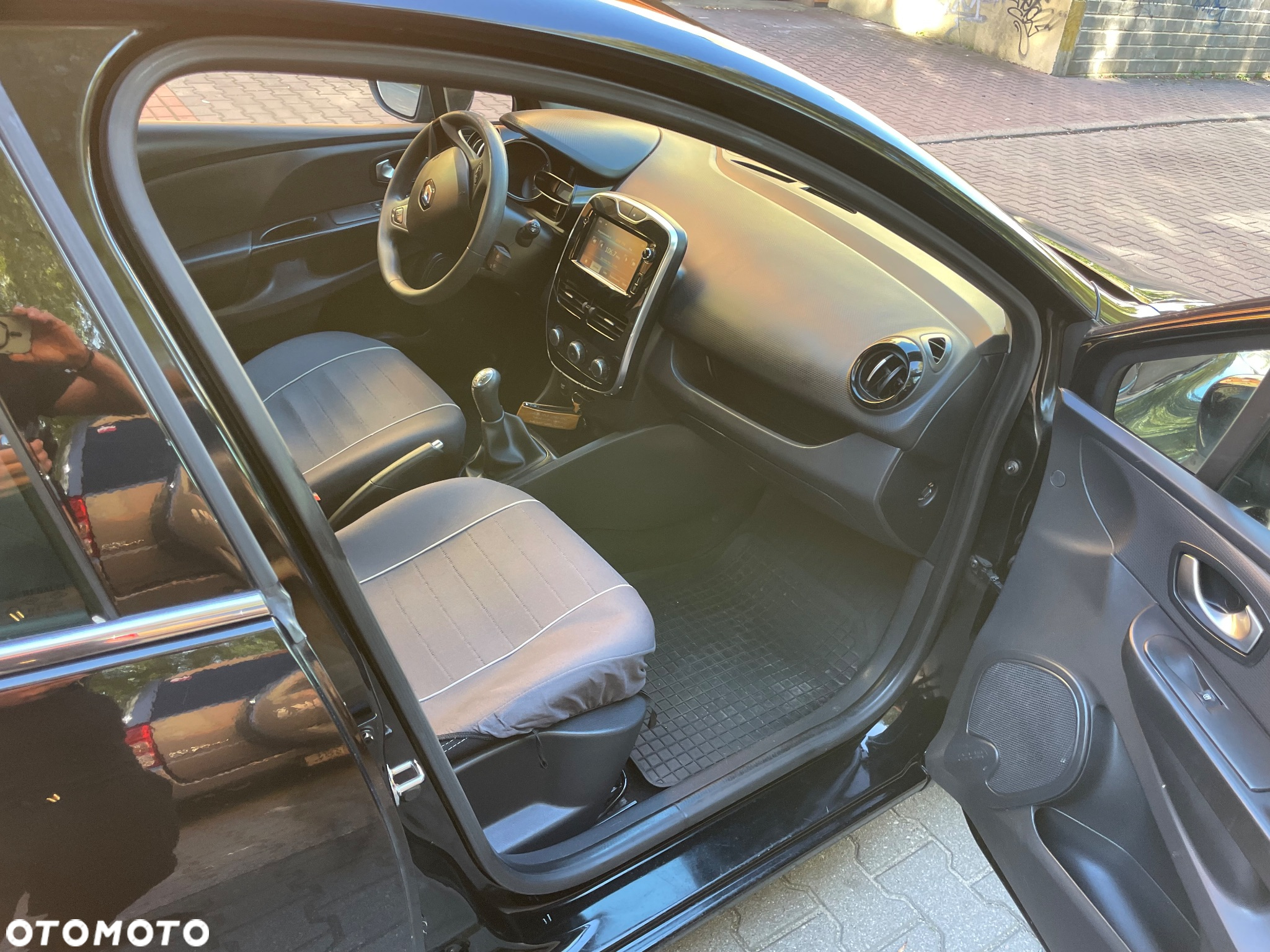 Renault Clio - 8