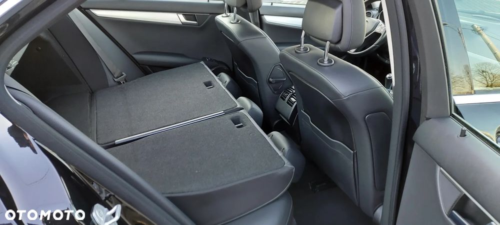 Mercedes-Benz Klasa C - 38