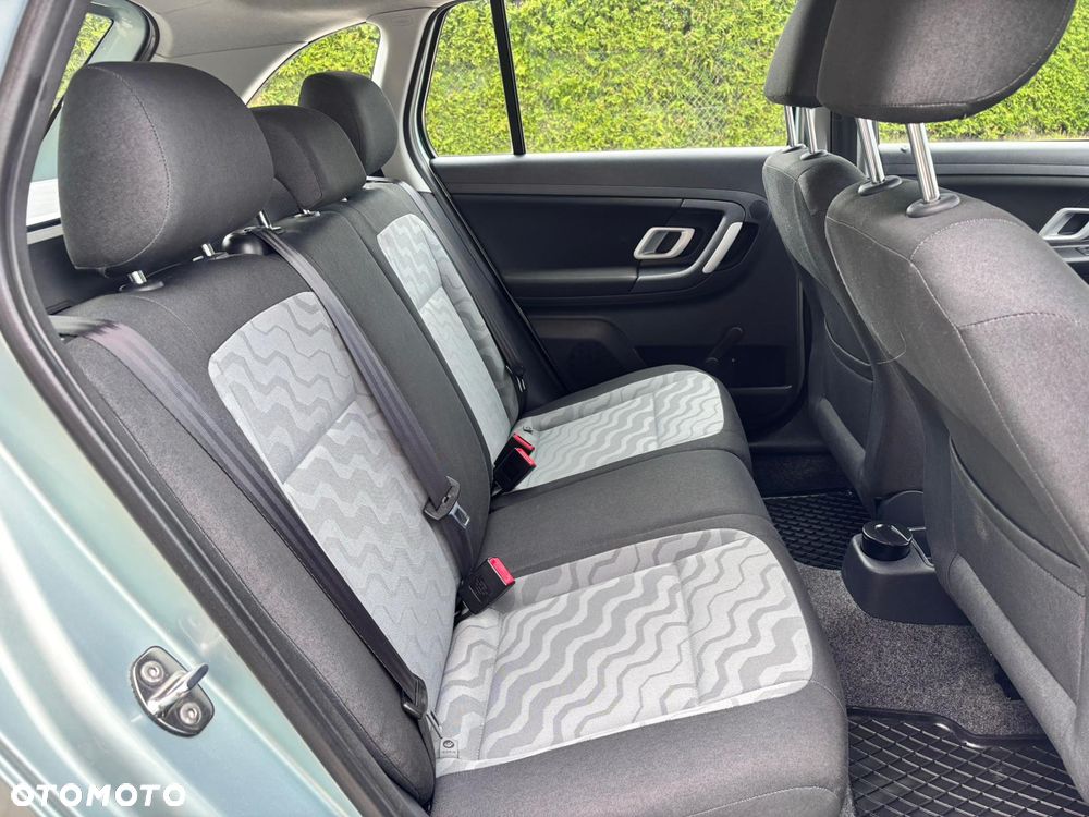 Skoda Fabia 1.4 MPI Fresh - 19