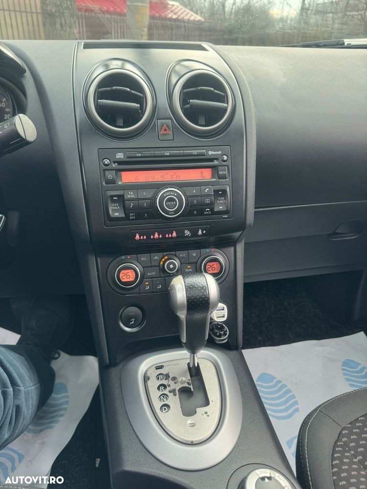 Nissan Qashqai - 11