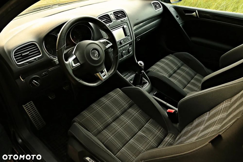 Volkswagen Golf 2.0 TDI DPF GTD - 6