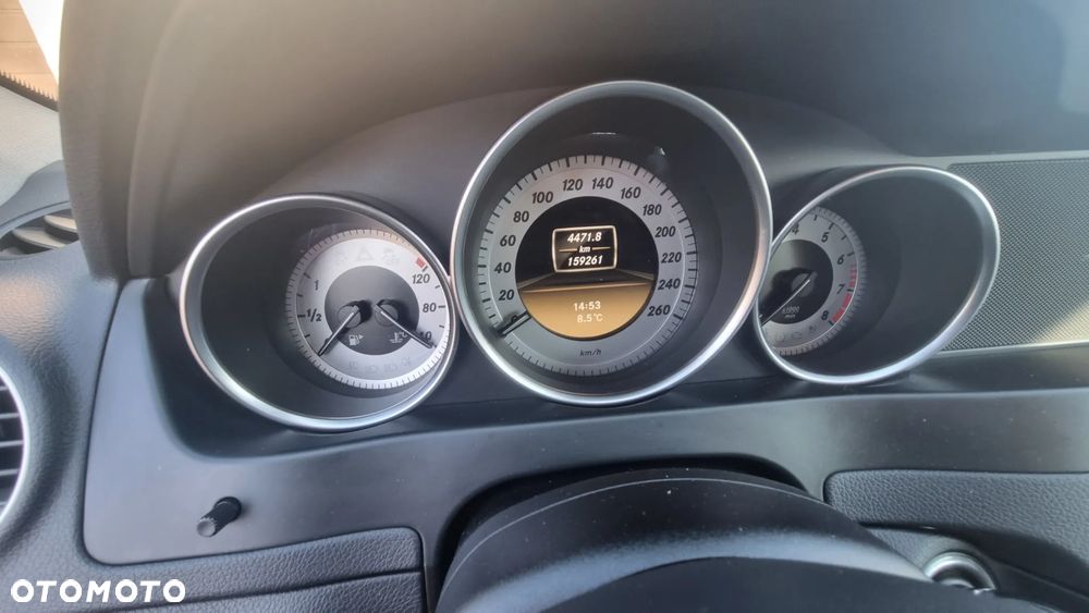 Mercedes-Benz Klasa C 180 CGI BlueEff Avantgarde - 12