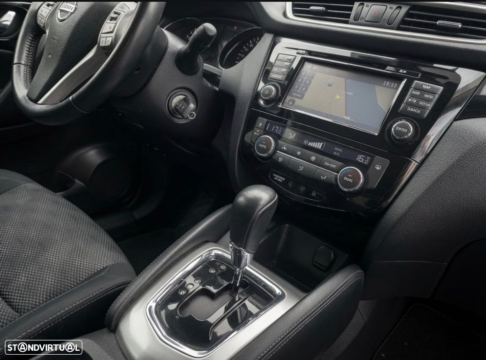Nissan Qashqai 1.2 DIG-T Xtronic N-Connecta - 8