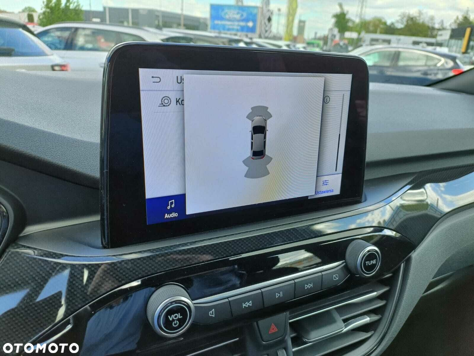 Ford Kuga - 27