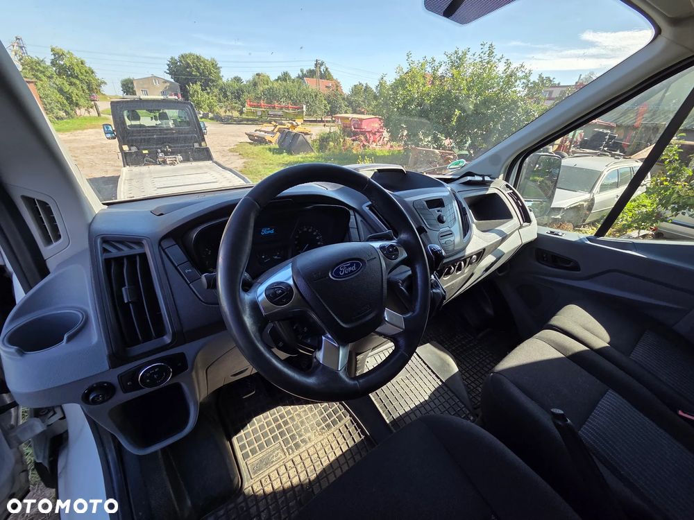 Ford Transit - 8