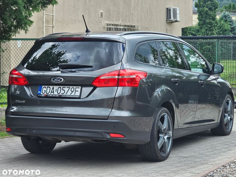 Ford Focus 1.5 EcoBlue Start-Stopp-System TITANIUM STYLE - 6